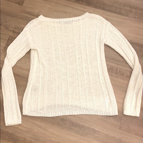 EUC Alice + Olivia White Knitted Sweater - Picture 3 of 5
